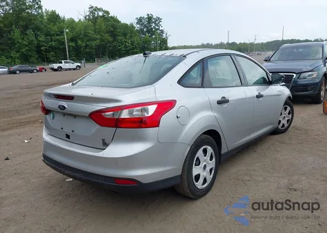 2013 Ford Focus S z USA, uszkodzony, nr VIN 1FADP3E29DL118812